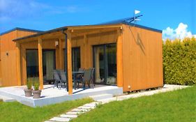 Komfortowy Domek Natura, w pobliżu Nadmorskiego Parku Krajobrazowego, 800 m od plaży